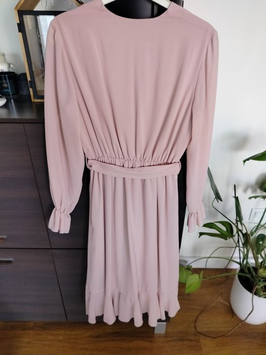 Sukienka r.38 pudrowy róż
