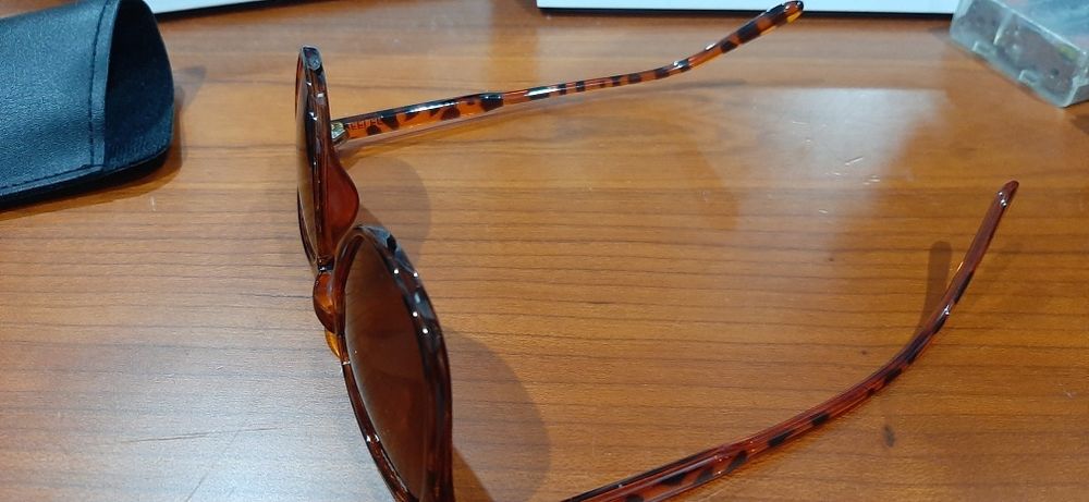 Oculos de sol reflexso novos