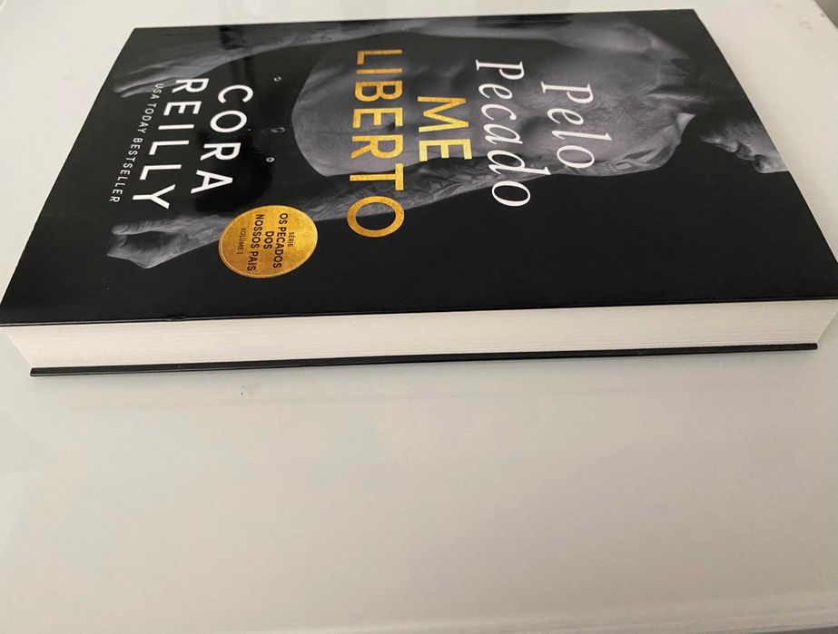 " Pelo Pecado ME LIBERTO " Cora Reilly  – 10€