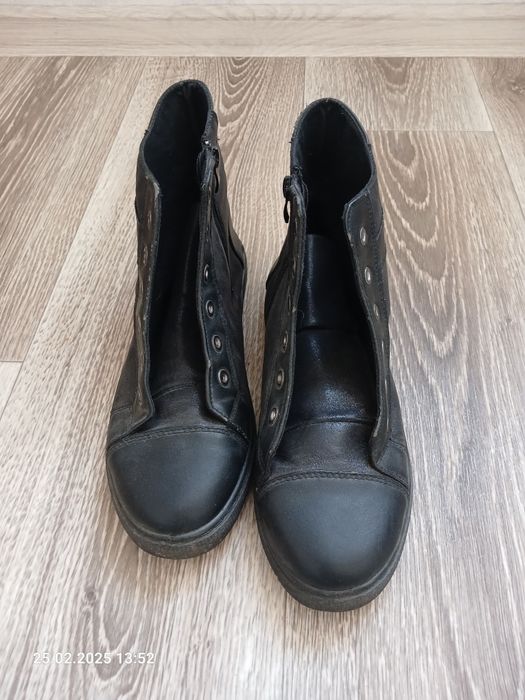 Кеди високі 39 розмір