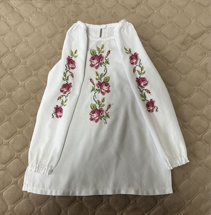 Вишиванка для дівчинки