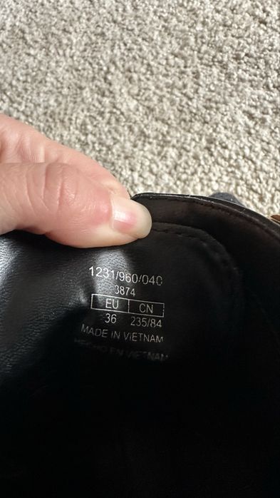 Botas pretad bershka