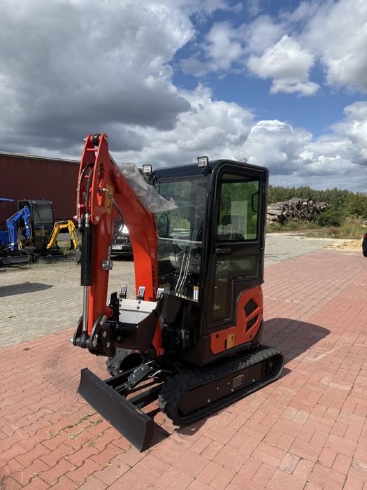 Mini Koparka 2T – 3-Cylindrowa | Skrętne Ramię | Kabina | Joysticki | Gwarancja