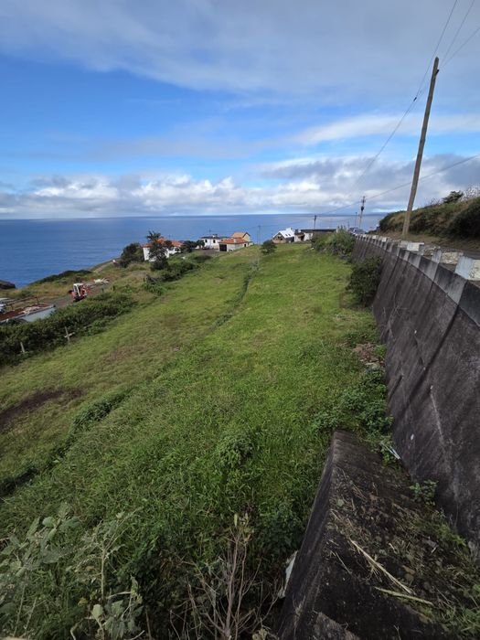 Terreno com Vista Mar 1.764m² Possibilidade de 3 Moradias | Boa Ventura