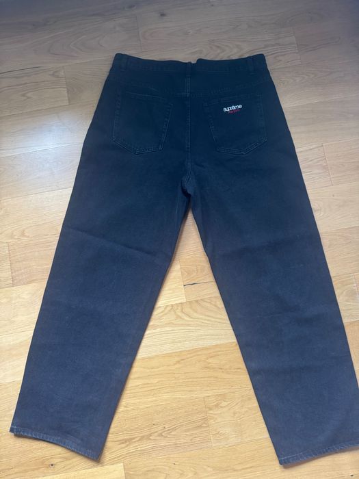 Supreme spodnie nowe  roz 36