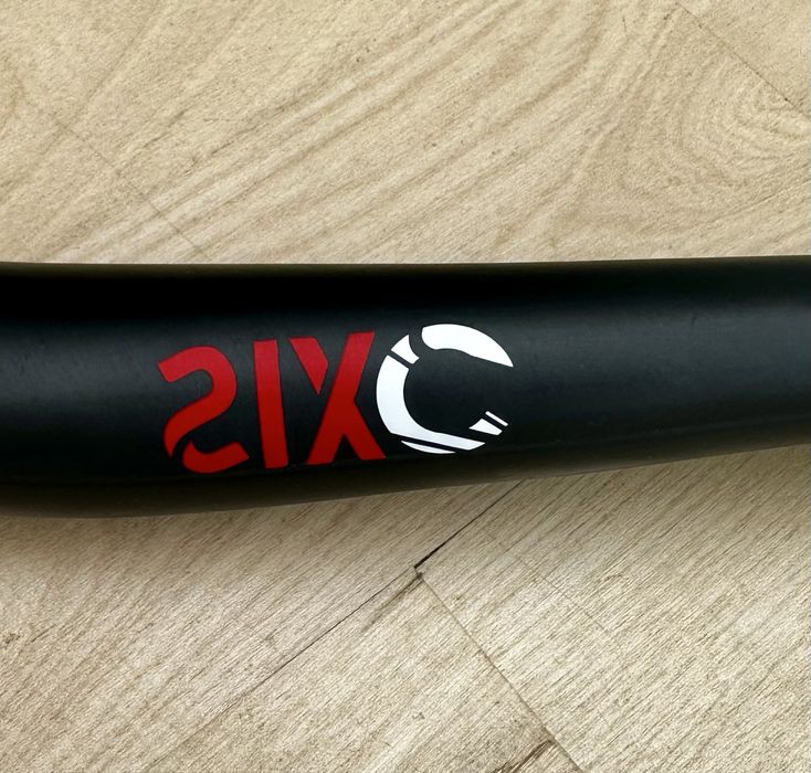Guiador Race Face Sixc Carbon 31.8 MTB Handlebar - 3/4" Rise
