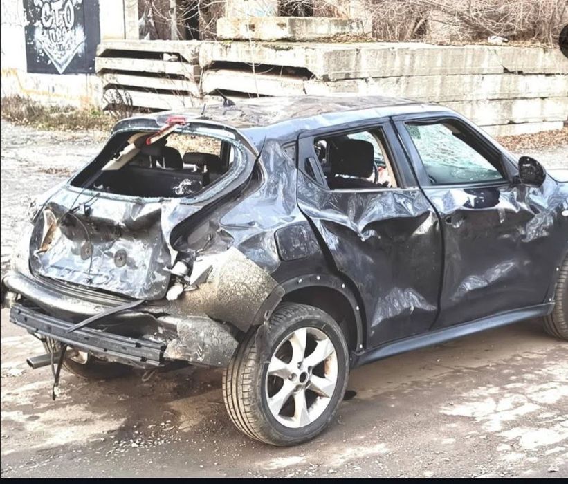 Нисан жук 2012г 1.6автомат полный привод