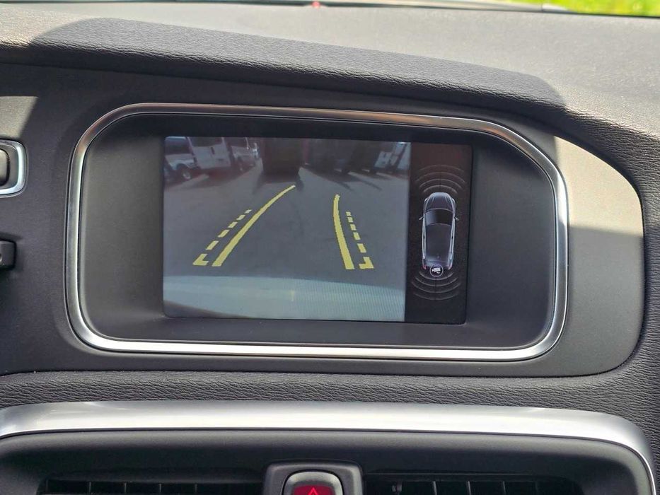 Продам  Volvo V40 2013. Можна в розстрочку, під викуп.