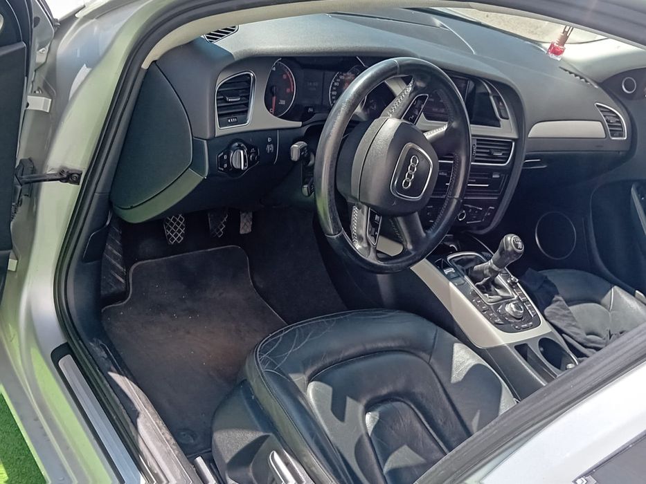 Audi a4 B8 2.0 TDI 2011