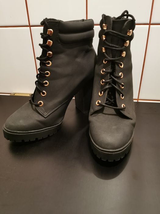 Botki wiązane Primark