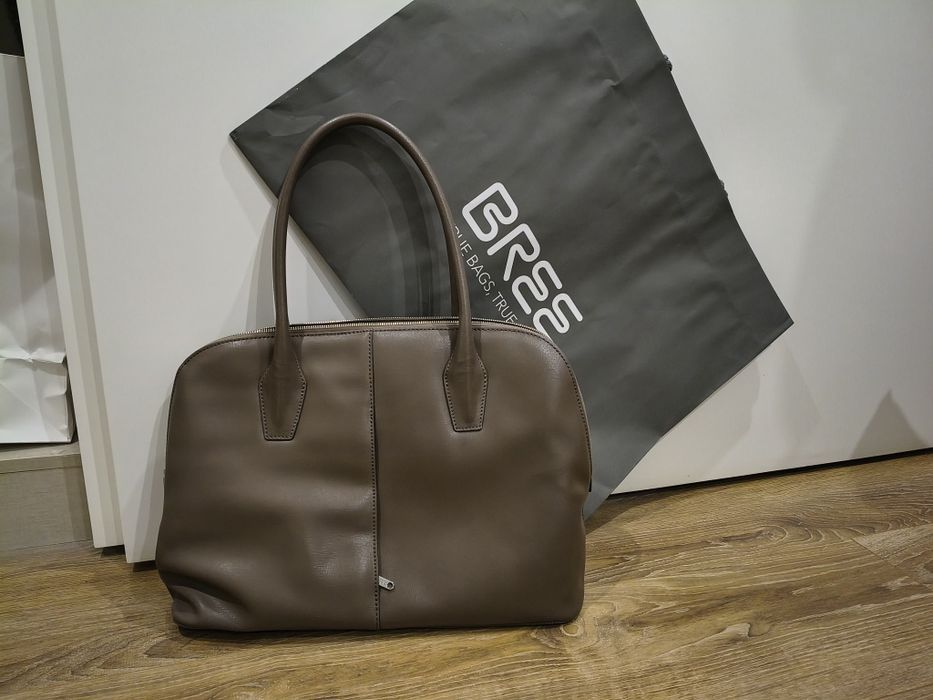 Saco BREE Original "T" Large – Pele Premium – Design Alemão