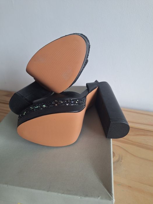 Damskie buty sandały na obcasie Even&Odd r.36 EV3S