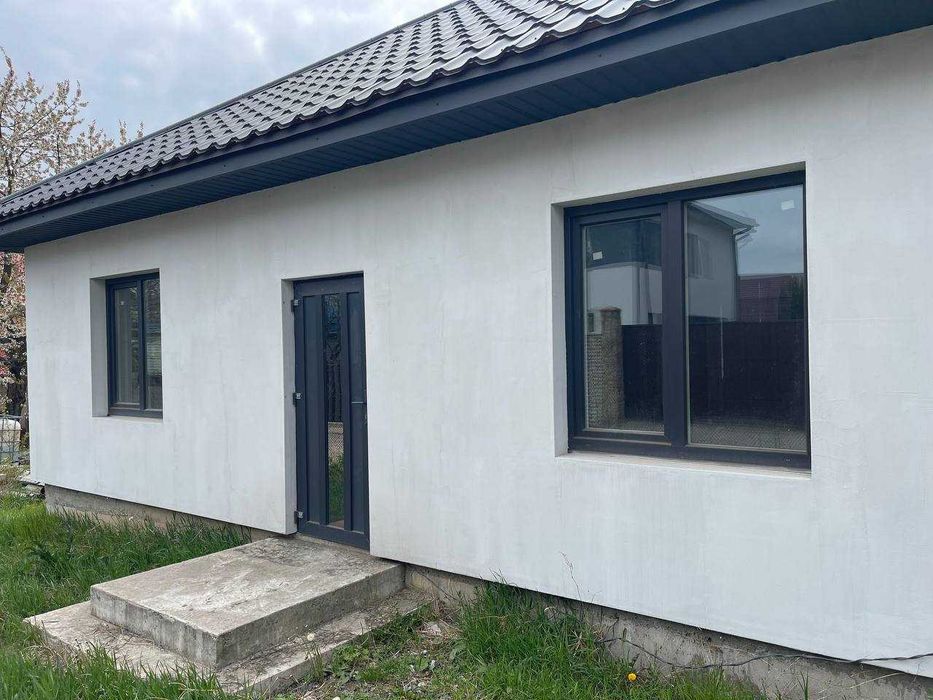 Продаж будинку масив Електроніка . Південно-Західний район міста.