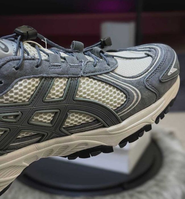 Мужские кроссовки Асикс серые замшевые сеточка Asics