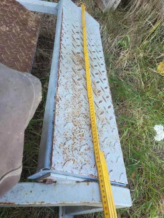 Sprzedam schody metalowe