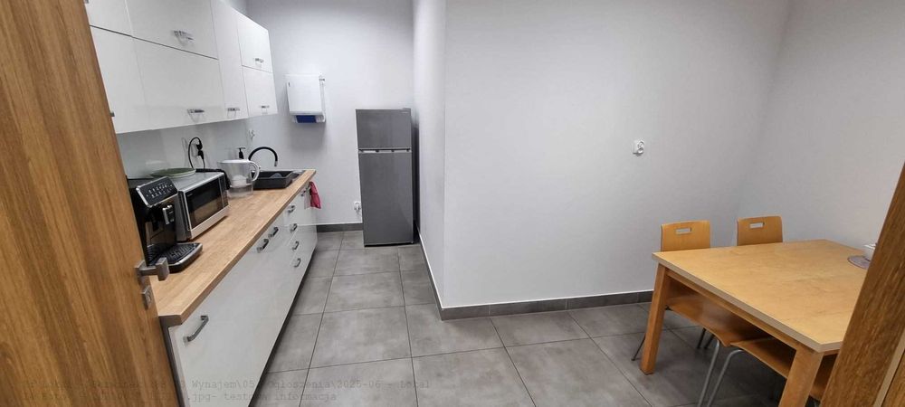 Wynajem lokalu biurowego o powierzchni 11,7 m2