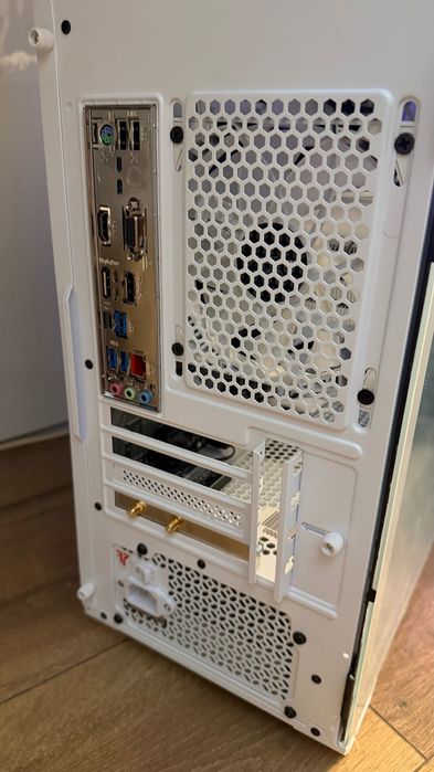 Computador Gaming i5 12400F + 2060