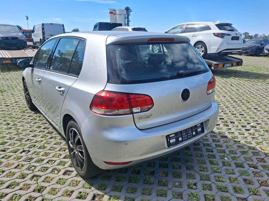 Volkswagen Golf VI 1.4 MPI 80 KM | 2009 | Oryginalny lakier | Klimatyzacja | Szyberdach