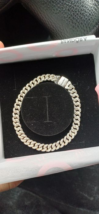 Продам Браслет Pandora