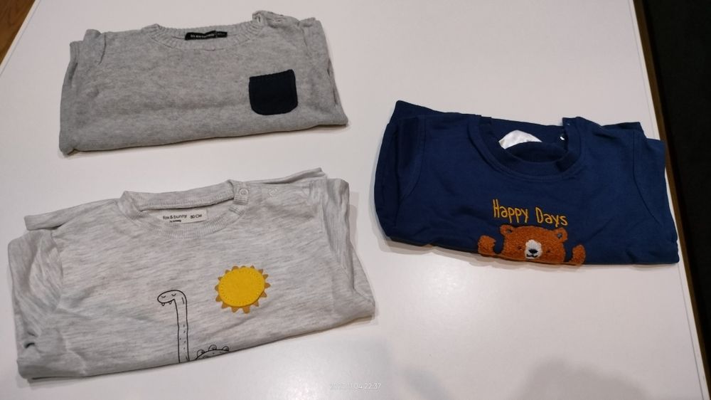 Sweterki niemowlęce