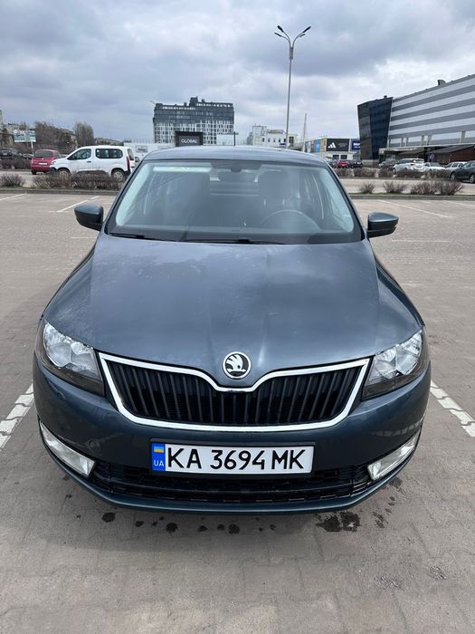 Продам  Skoda Rapid  2017 год 1.2 tsi