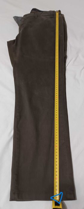 A pair of Massimo Dutti men's trousers64585894980481124