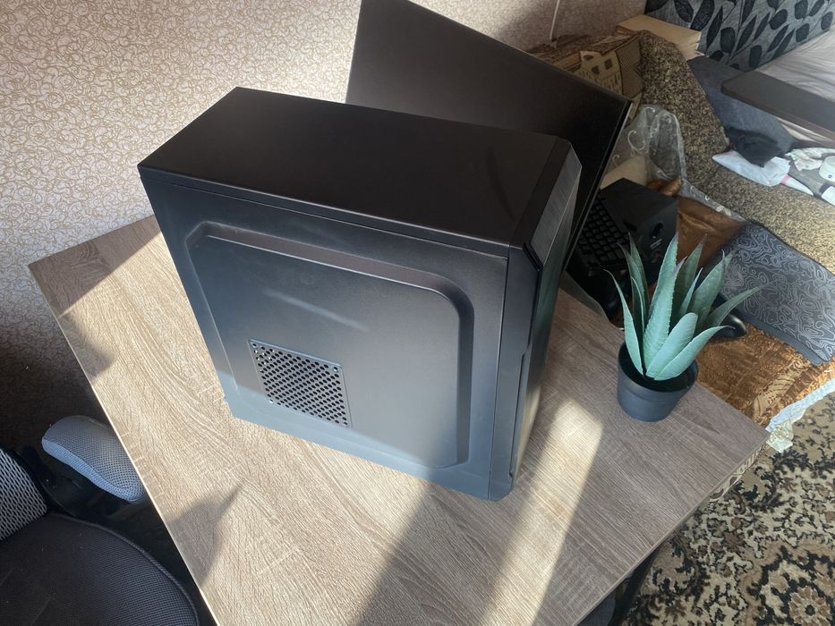 Продам ПК і периферію (GTX 1050, i3-7100)