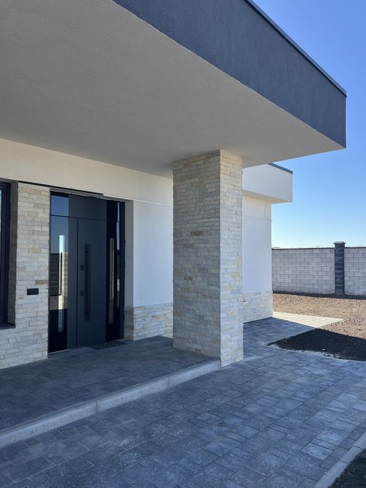 Продаж сучасного будинку на масиві Гармонія