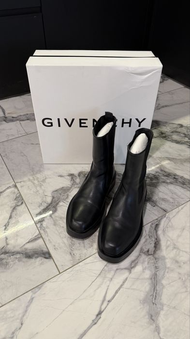 Чоботи черевики чорні Givenchy оригінал