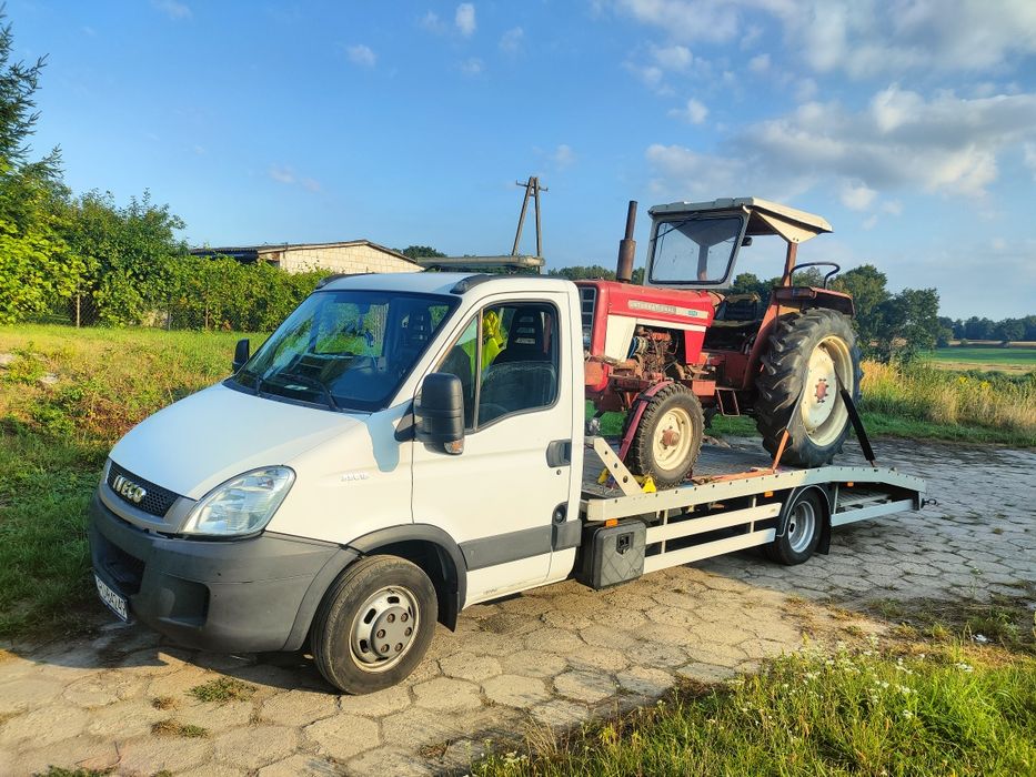 Laweta Transport 24H smochodów osobowych busów sprzentu rolniczego
