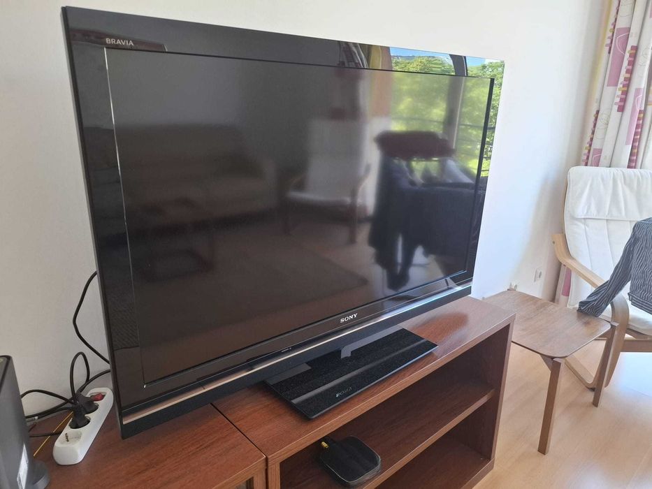 Televisão Sony Bravia KDL-46W5500 46" Full HD – Bom Estado