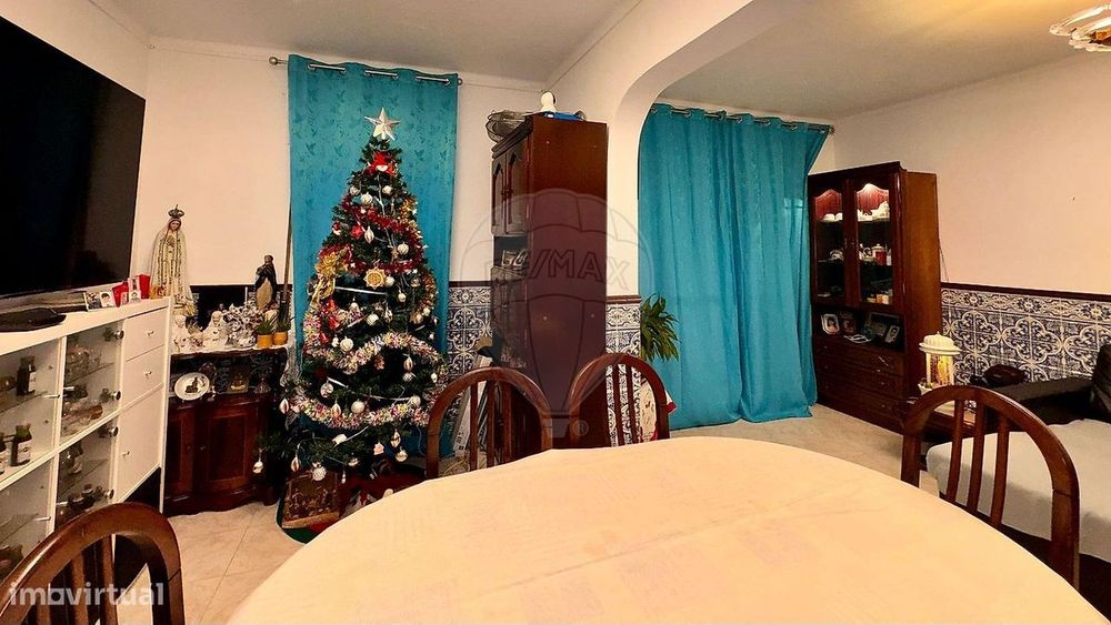 Apartamento T4 para venda