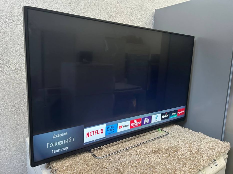 Телевізори 43 дюйми Panasonic, Toshiba, Telefunken  Smart TV, Youtube