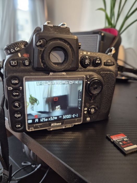 Nikon D800 + Nikkor 50mm f/1.4G – Full Frame Profissional