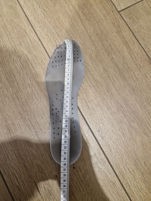 Korki Kipsta rozm 39, wkładka 25.5 cm