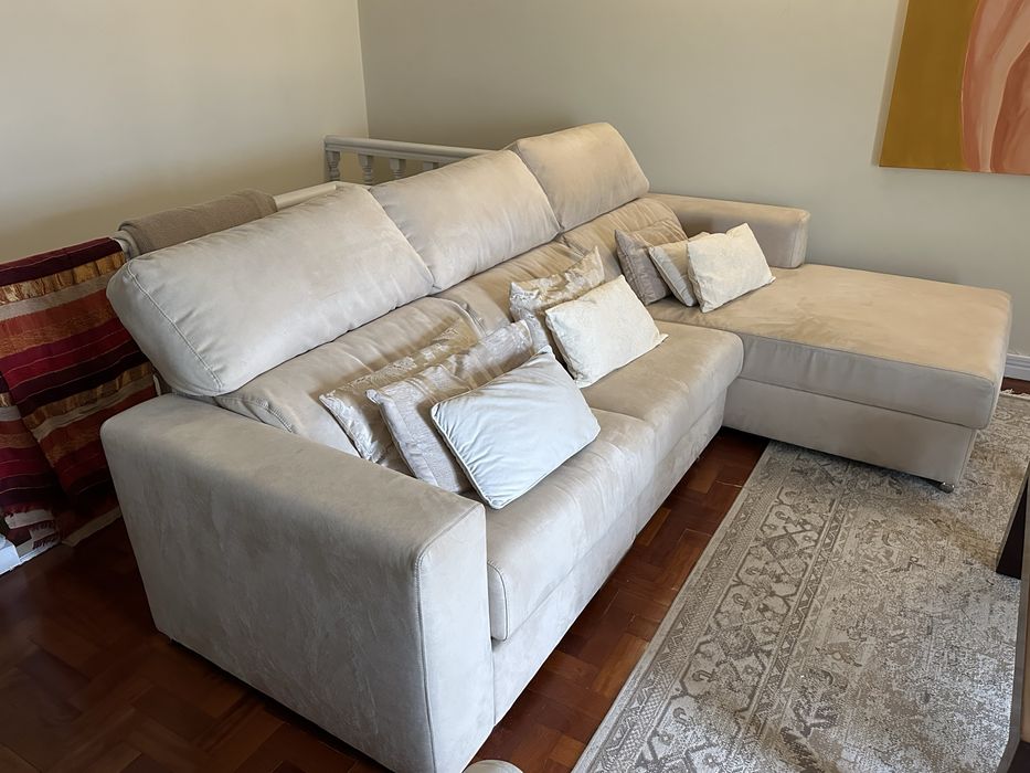 Sofá com chaiselongue