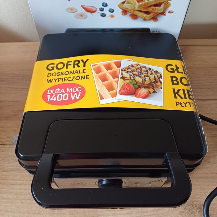 Gofrownica MPM mocna 1400 W nowa, gwarancja