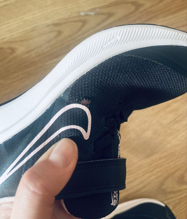 Кросівки Nike (розмір 30)