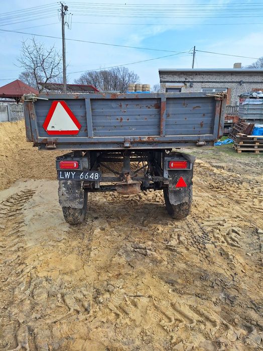Przyczepa ciężarowa rolnicza Autosan D-732 (1984)