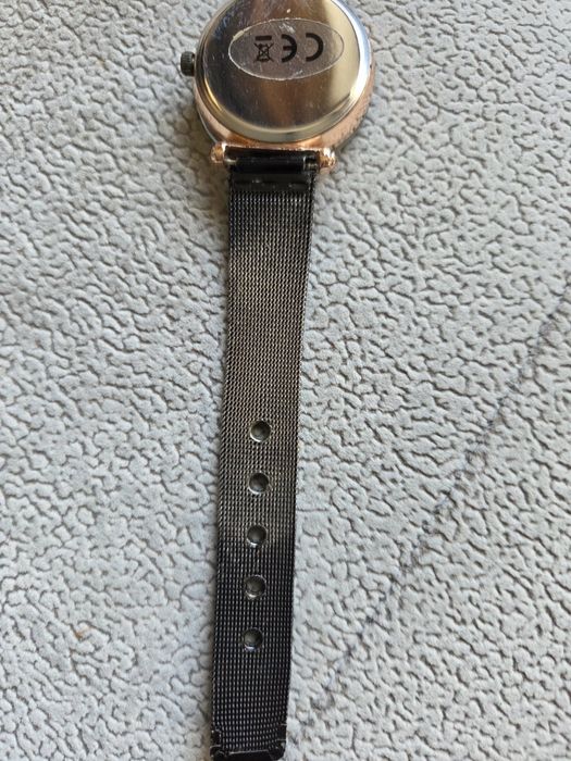 Elegancki zegarek damski czarny + rose gold minimalistyczny