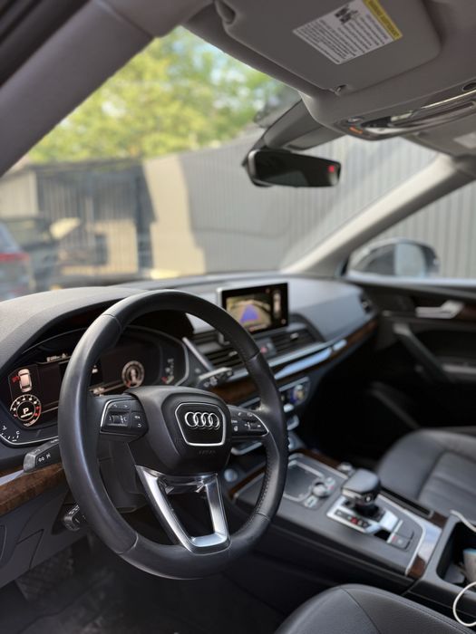 Audi Q5 2019 VIN WA1BNAFY3L2027872 фото оголошення 14 з 23