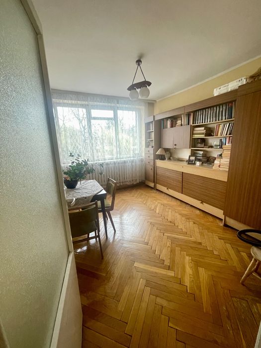 Bohaterów Warszawy/ 1 piętro/ do remontu/ 47,35m2/
