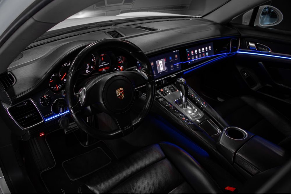 Porsche Panamera 3.0 Diesel 250 CV Ano 2012
