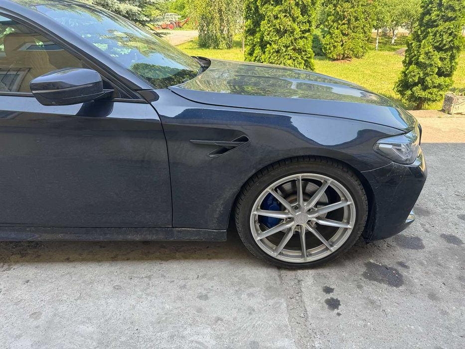 Крила М5 Ф90 G30 BMW крылья бмв 5 г30 м5 ф90 новые Г30 крило bmw M5