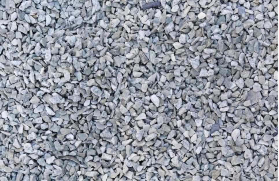 Вывоз мусора, доставка сыпучих: писок, отсев. Щебень  20/40