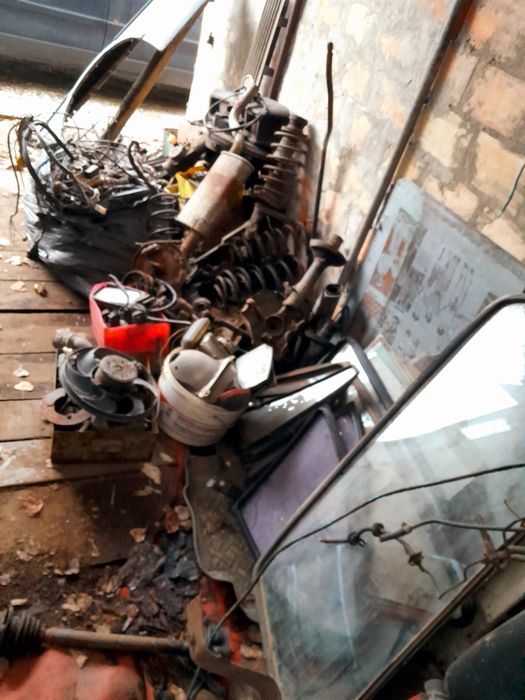 Запчасть к Фольцваген Пассат Б2 Volkswagen Passat B2