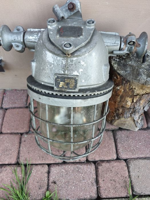 Sprzedam antyczną lampe,stan orginał bardzo durza,waga ok 12 kg