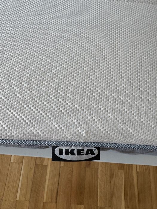 Cama IKEA BRIMNES 140x200 + Estrado + Colchão VESTERÖY 140x200