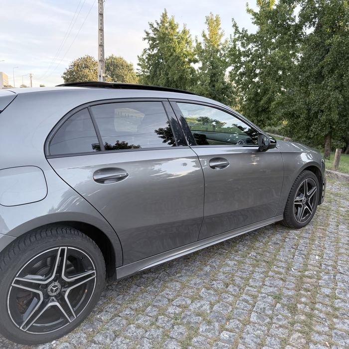 Mercedes-Benz A250e AMG Line | 2021 | Teto Panorâmico | Híbrido Plug-in