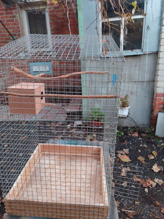 Клетка для попугаев